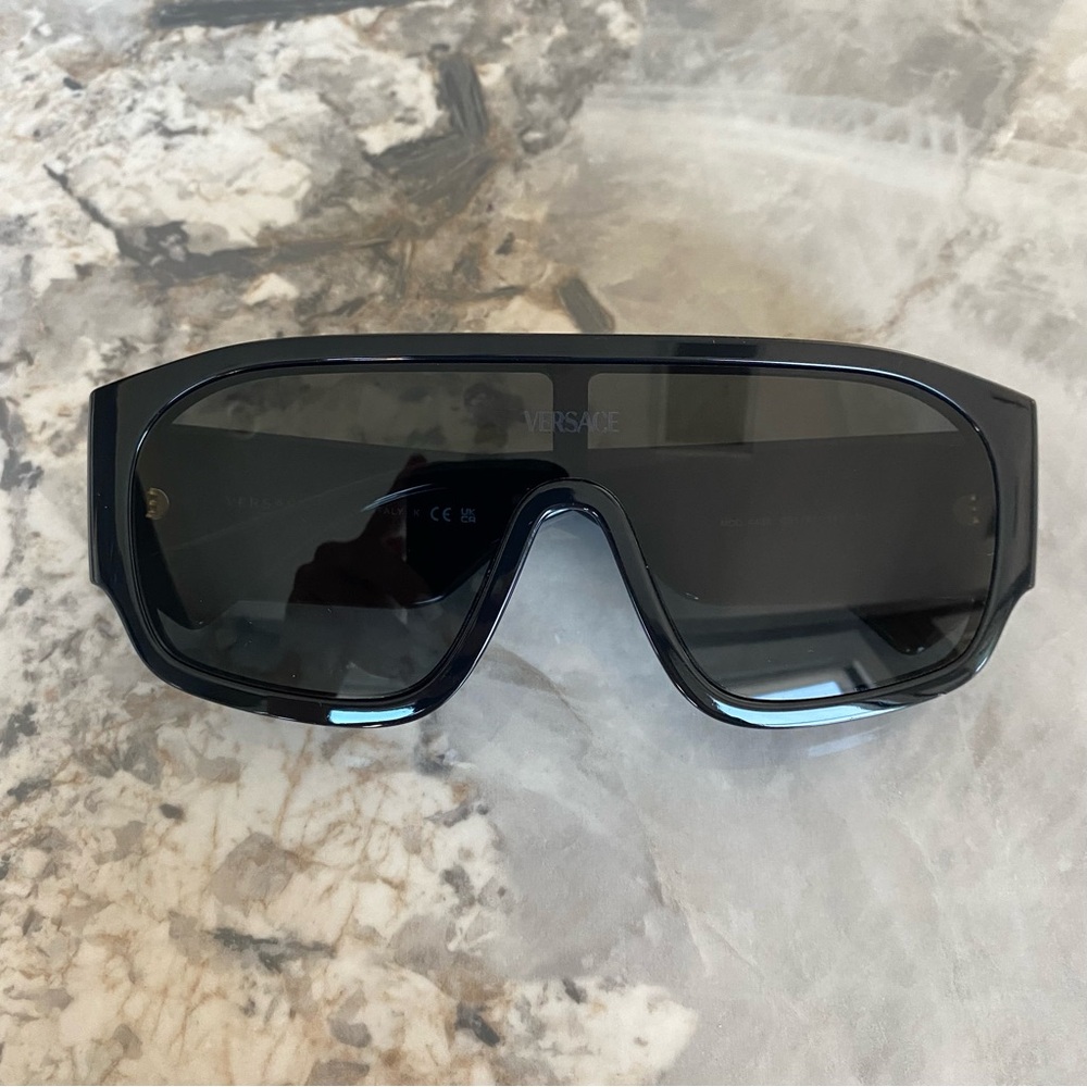 Versace VE4439 GB1/87 Sunglasses Unisex